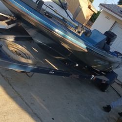 1989 Skeeter 17' Bass Boat 