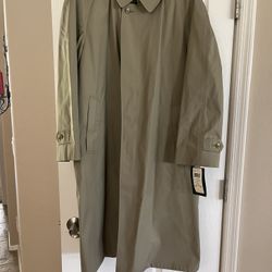 Brooks Brothers Trenchcoat NEW W TAGS Gift Full Zip Out Lining 