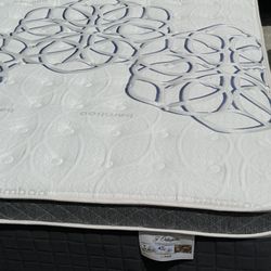 Full Size Mattress And Box Spring
