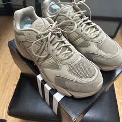 Adidas Men’s Shoes Size 11