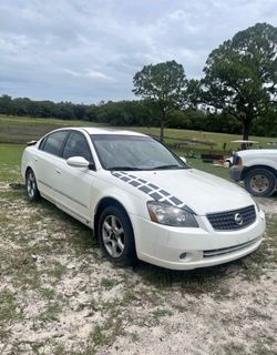 Selling this Nissan call or text my WhatsApp