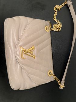 Louis Vuttion purse
