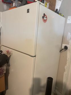 Fridge freezer combo