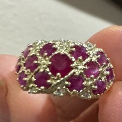 Stunning 2.08 CT Natural Ruby and diamonds on 18 k yellow gold ring size 7.75