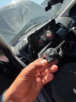 Llaves de autos / car keys and remotes