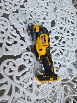 Dewalt multi tool