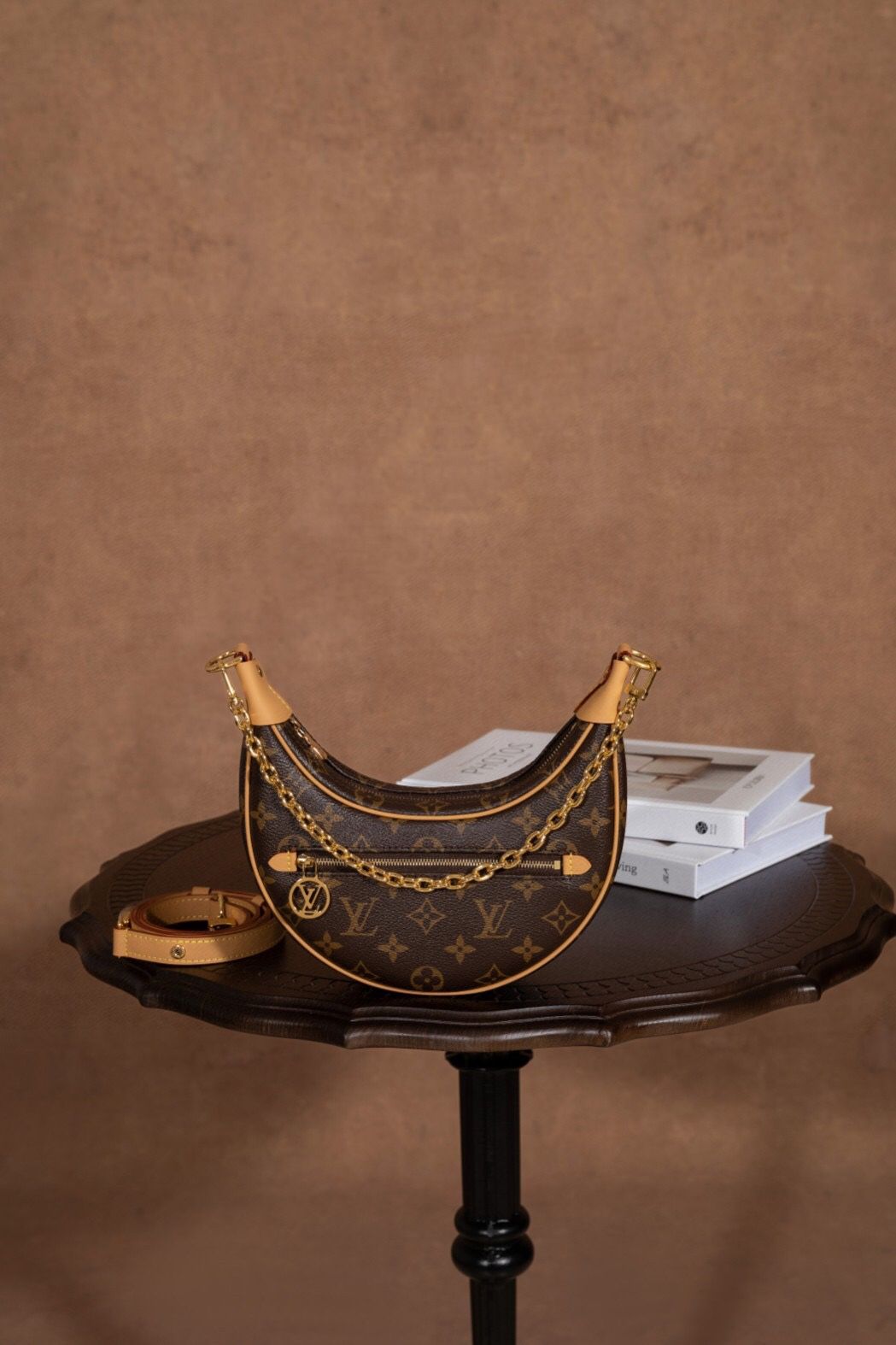 Louis Vuitton Women's small pea bag