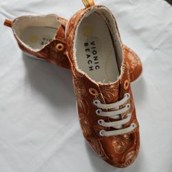 Vionic Beach Sneaker