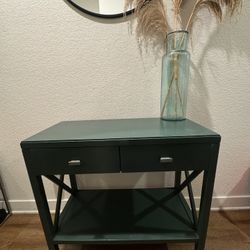 Beautiful Wood Green Entry Table! Priced To Sell! Need Gone! 