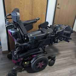 Q6 Edge 3 Stretto Power Wheelchair 