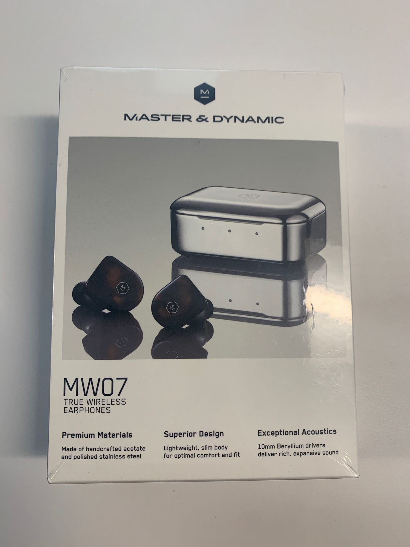 Master & Dynamic MW07 True wireless earbuds