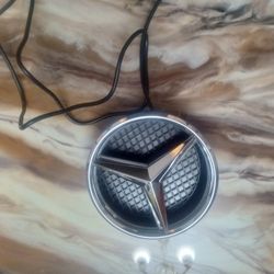 Mercedes Front Grill Accessory Light
