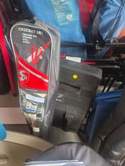 Brand New SG Cricket Set with Bag