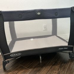 Graco pack N Play Dome XL 
