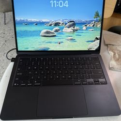 Apple - MacBook Air 13-inch Laptop - Apple M4 chip  - 16GB Memory - 256GB SSD - Midnight