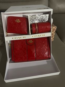 Coach Red Signature Leather Gift Set
