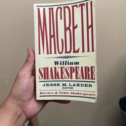 Macbeth by William Shakespeare 
