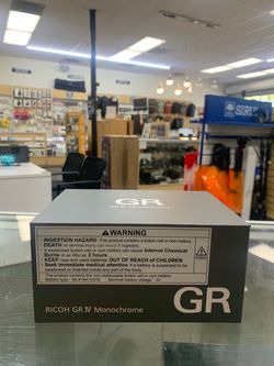 Ricoh GRIV Monochrome