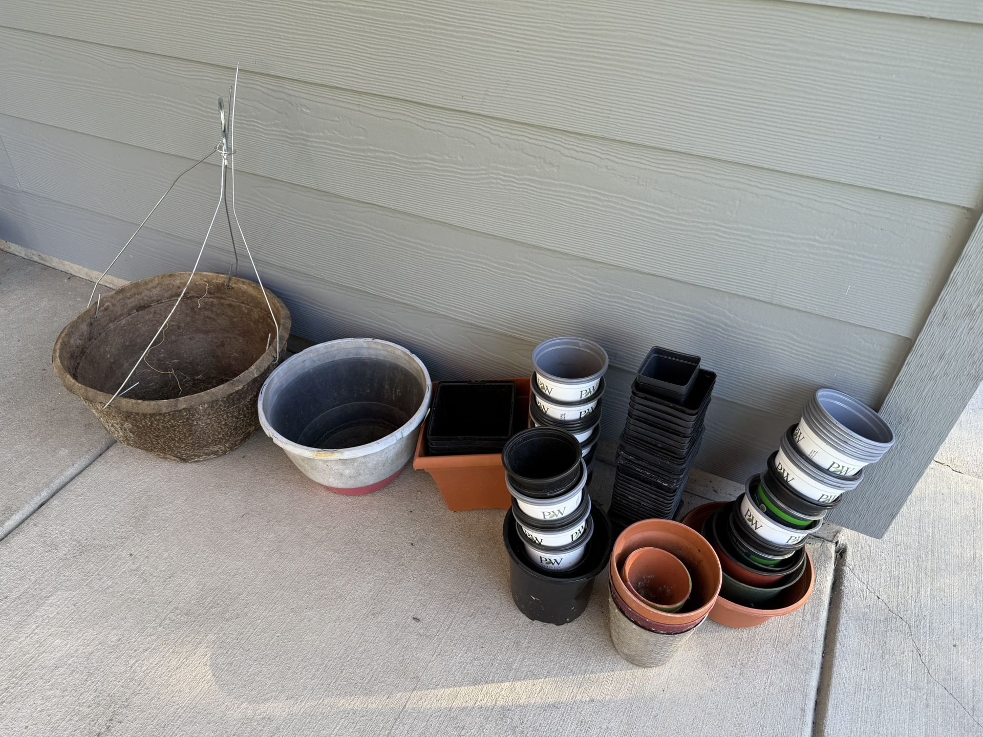 Plant Pots (free)