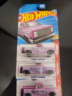 Hot Wheels '83 Chevy Silverado Black Widow Exhaust 3-Pack