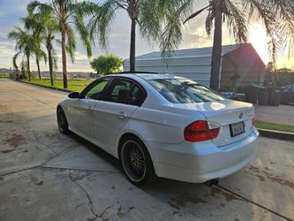 BMW 328i SPORT,6 SPEED MANUAL!CLEAN TITLE,SMOG,2027 JUNE TAGS,RUNS GREAT