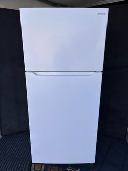 New Refrigerator top Freezer and fridge