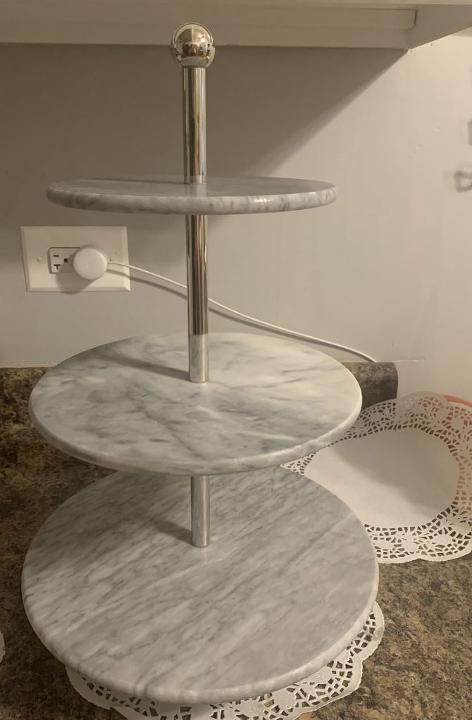 Marble Cake Stand 