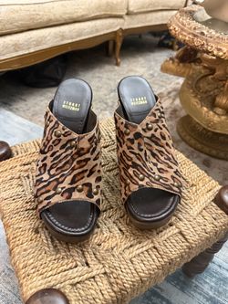 Women’s Shoes