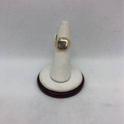 14K Good Ring Size 6