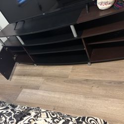 Modern TV Stand / Entertainment Center – Great Condition