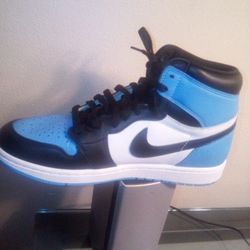 UNC Nike Jordans 9-1/2 Brand New 