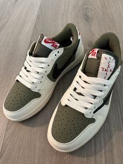 Air Jordan 1 Retro Low OG SP Travis Scott Medium Olive
