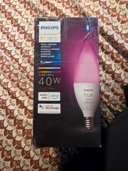 Philips Hue 40W Color Candle 1P: E12 LED Light Bulb, Multicolored, Dimmable, App Controlled, 450 Lumens, 22.8-Year Life