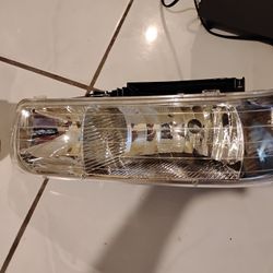 Headlight Silverado & Suburban 99- 2006