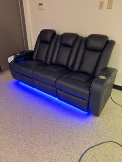 Movie Theater Sofa with charging and led