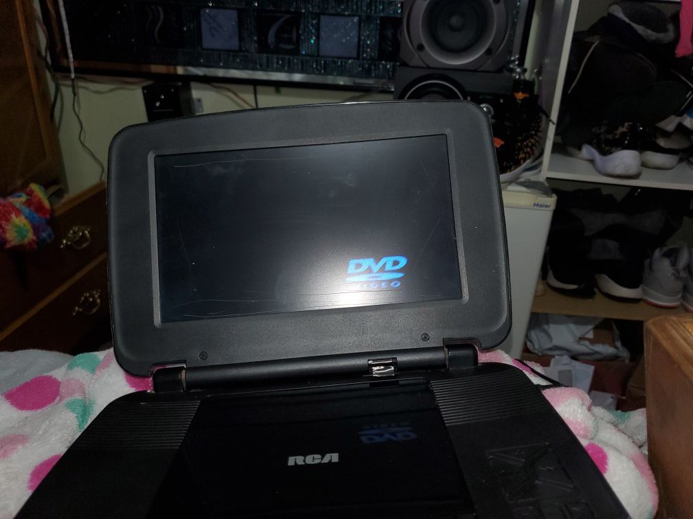 I have two rca portable dic player