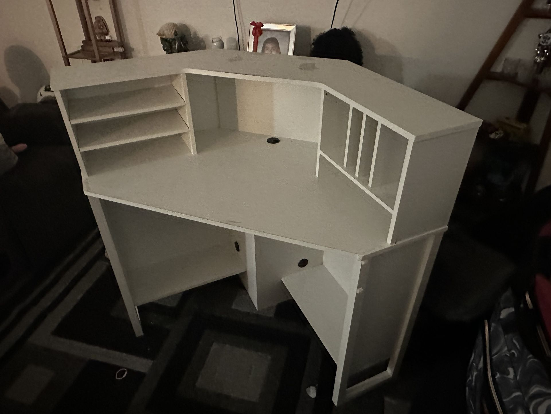 White Corner Desk