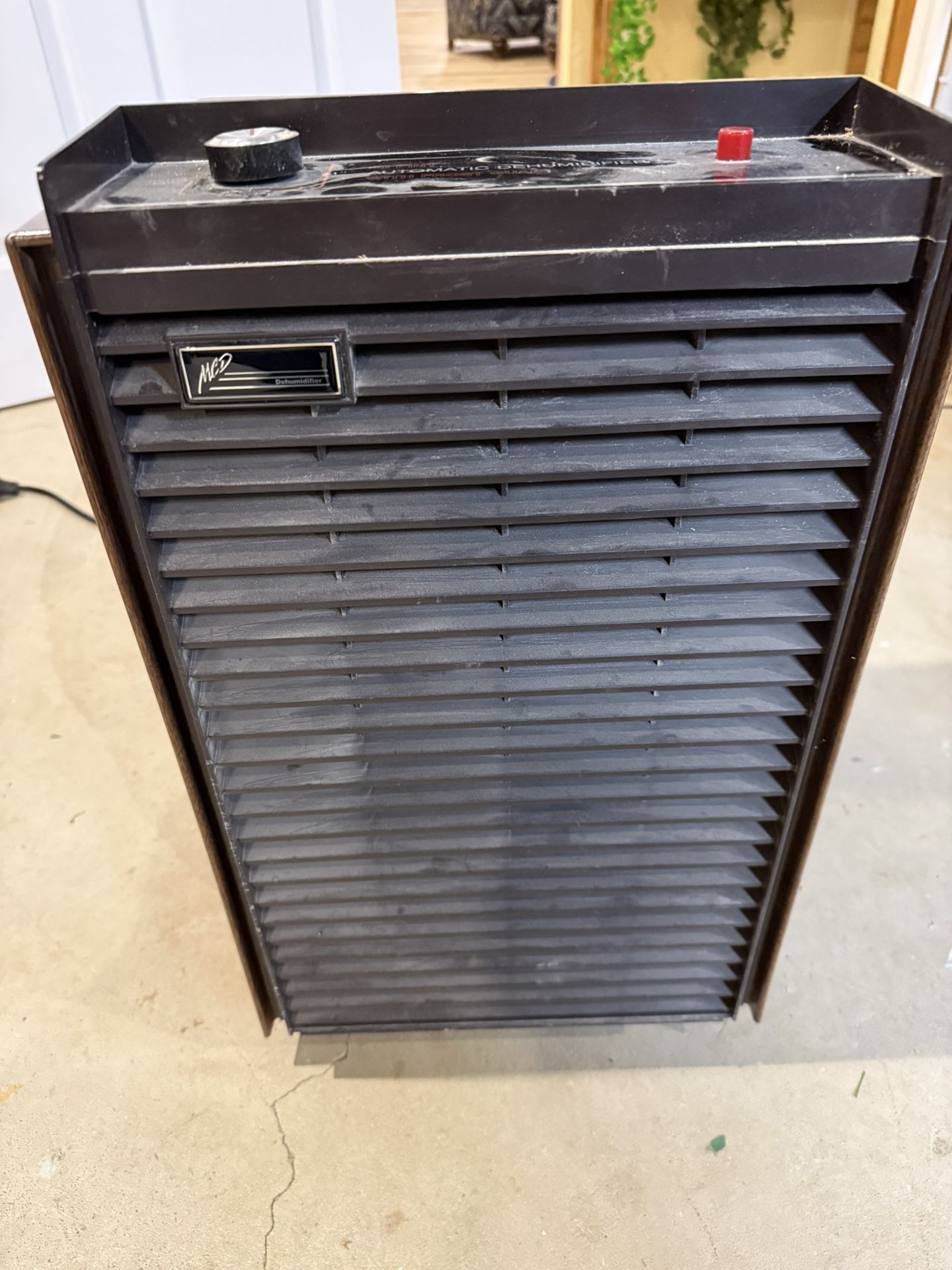 MCD 40 Pint De-humidifier