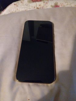 iPhone 16 pro https://offerup.com/redirect/?o=MjU2Lmdi  rose gold