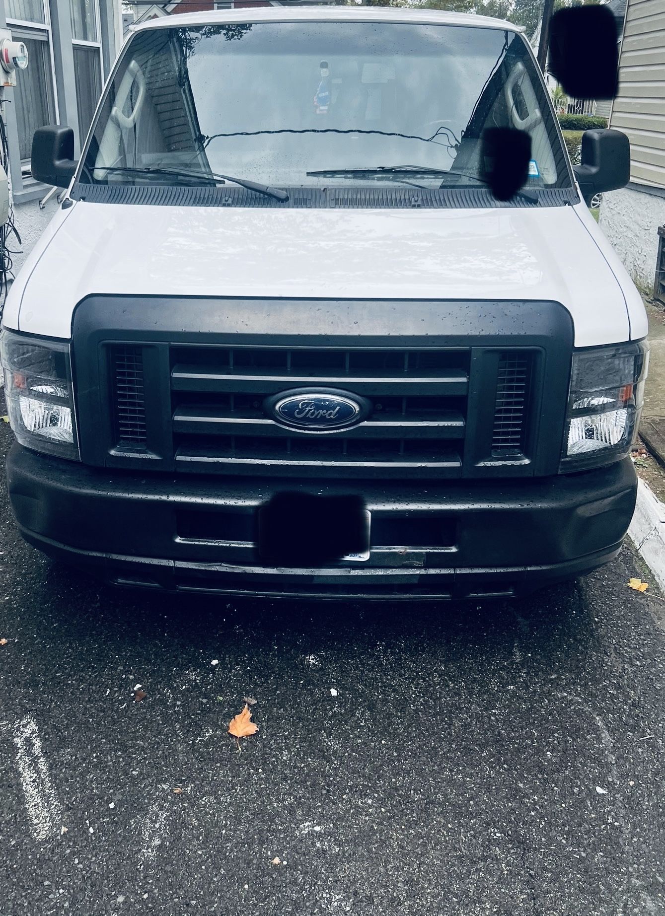 2010 Ford E-350