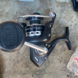 Pursuit IV 5000 PENN Spinning Reel for Sale in San Diego, CA - OfferUp