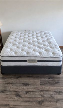 Very Nice Queen Simmons Beautyrest Mattress, Boxspring and Bed Frame
