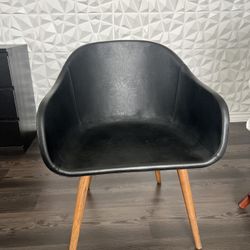 2 Chairs