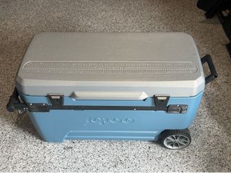 Igloo Large Wheeled Rolling Cooler - Good Used Condition (60qt Size)
