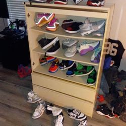 Basketball Shoes Sz 9 - 10.5 Nikes Jordans Vans 