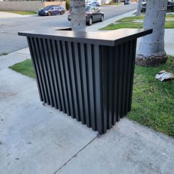 Folding Bar / Display Table 