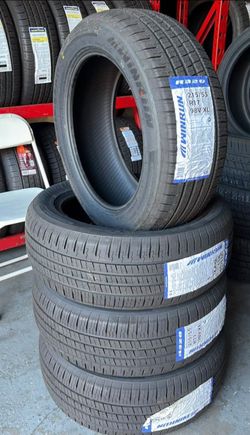 215/55R17 Winrun Set 4 New Tires