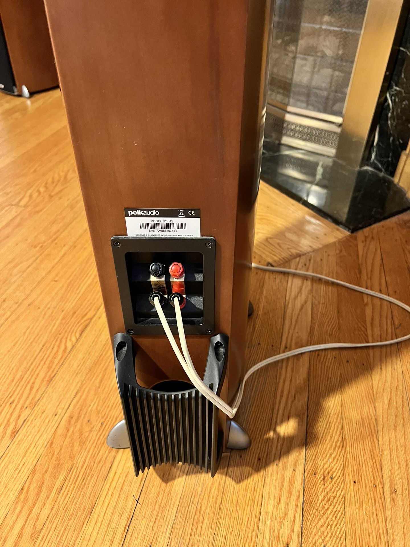 Polk audio RTi A5. Floor Standing Speakers