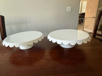 White Metal Cake Displays