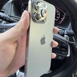 iPhone 15 Pro Max 1TB - Unlocked 